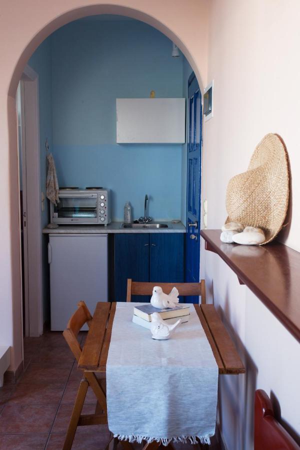 Guesthouse Perdikouli Alikí Екстериор снимка